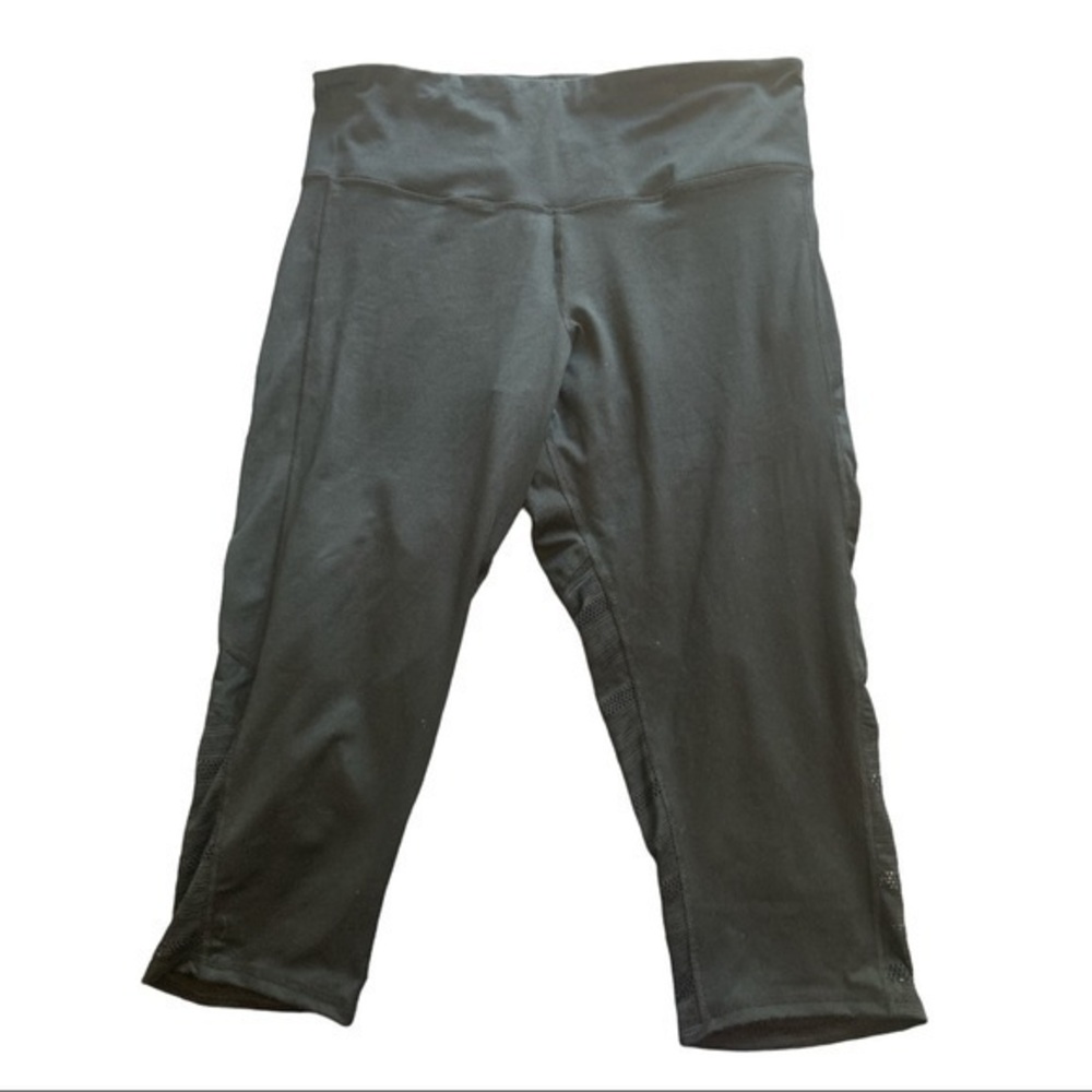 CHAMPION 9 BLACK CAPRI LEGGINGS SIZE XXL GUC #1481